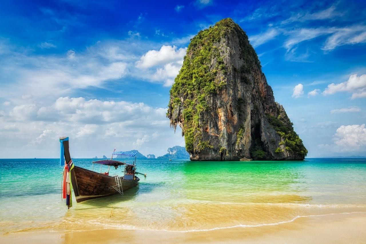 long-tail-boat-on-beach-thailand-2026-03-09-22-34-02-utc
